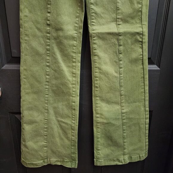 BLANKNYC The Delancey Wide Leg Jean - Going Green                            379 - Picture 7 of 12